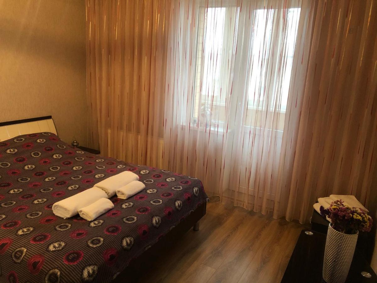 Центр міста Апартаменты Каменец-Подольский Экстерьер фото