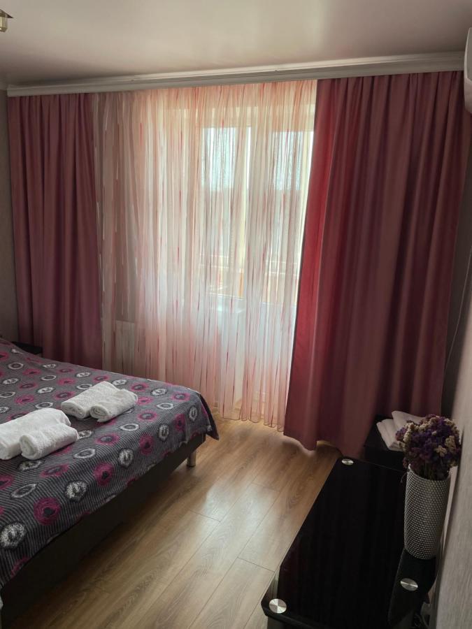 Центр міста Апартаменты Каменец-Подольский Экстерьер фото
